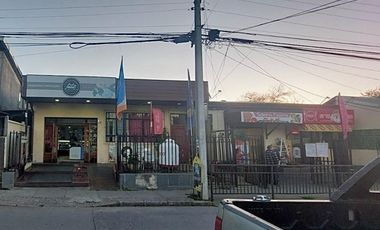 PROPIEDAD COMERCIAL EN PENCO A PAZOS DE LA PLAZA