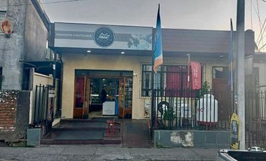 PROPIEDAD COMERCIAL EN PENCO A PAZOS DE LA PLAZA