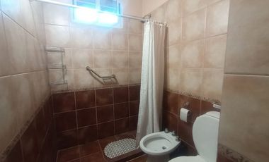 SE ALQUILA CASA EN VILLA GENERAL BELGRANO