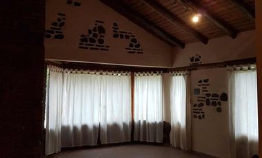 SE ALQUILA CASA EN VILLA GENERAL BELGRANO