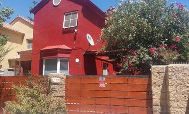 Casa en Arriendo en LO CAMPINO