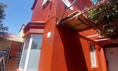 Casa en Arriendo en LO CAMPINO