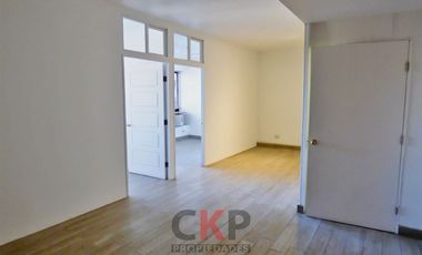 Oficina en Arriendo en Av Providencia/ Metro Tobalaba