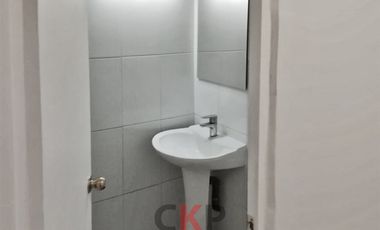 Oficina en Arriendo en Av Providencia/ Metro Tobalaba