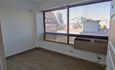 Oficina en Arriendo en Av Providencia/ Metro Tobalaba