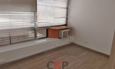 Oficina en Arriendo en Av Providencia/ Metro Tobalaba