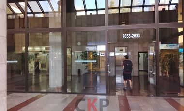 Oficina en Arriendo en Av Providencia/ Metro Tobalaba