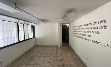 Oficina en Venta en Metro Sana Ana