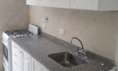 $700.000 Alquiler Depto 2amb Edif. IBIZA I