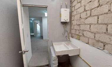 SE VENDE casa unifamiliar en Fracc. Las Lilas II, El Salto.