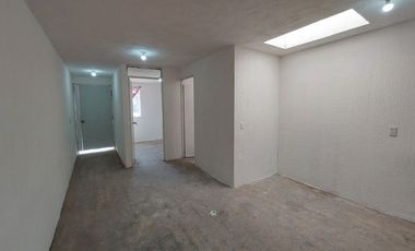 SE VENDE casa unifamiliar en Fracc. Las Lilas II, El Salto.