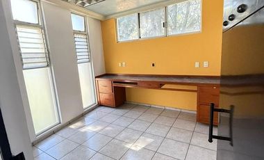 Edificio en renta cercano a la Fiscalía General del Estado