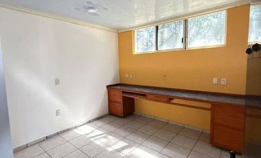 Edificio en renta cercano a la Fiscalía General del Estado