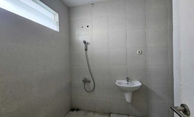 GreenHill 1lantai terawat, dekat sekolah nasional, lippo mall