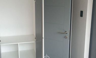 Luminoso Departamento en Arriendo – Octavo Piso, Vista Oriente