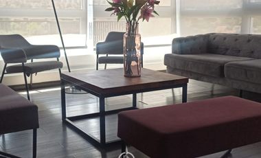 Luminoso Departamento en Arriendo – Octavo Piso, Vista Oriente