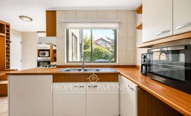 Linda casa en Condominio, La Reina Alta.