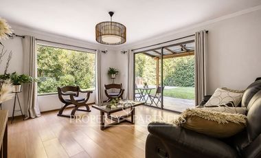 Linda casa en Condominio, La Reina Alta.