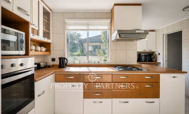 Linda casa en Condominio, La Reina Alta.