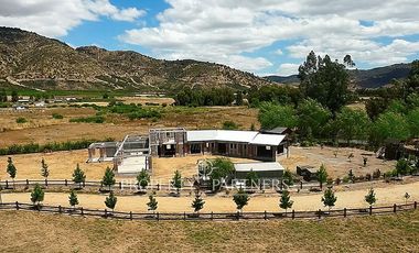 Santa Cruz, Gran Casa en Obra Gruesa en La Patagua