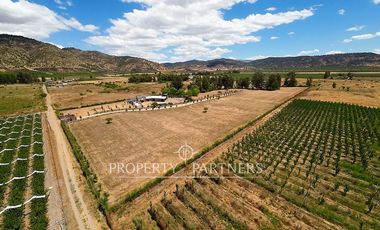 Santa Cruz, Gran Casa en Obra Gruesa en La Patagua