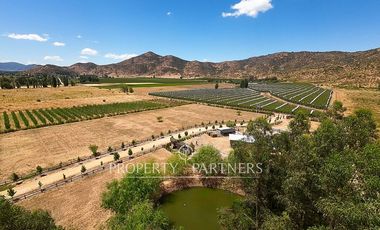 Santa Cruz, Gran Casa en Obra Gruesa en La Patagua