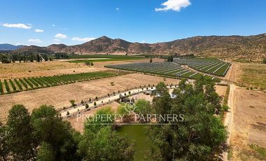 Santa Cruz, Gran Casa en Obra Gruesa en La Patagua