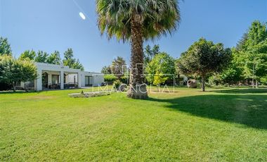 Casa en Arriendo en Condominio El Algarrobal II