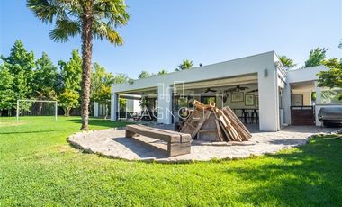 Casa en Arriendo en Condominio El Algarrobal II