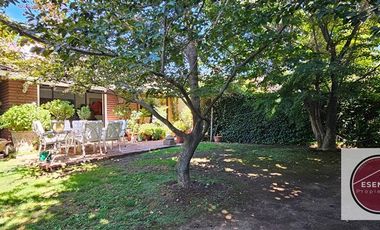 Casa en Venta en Avda La Dehesa con El Gabino