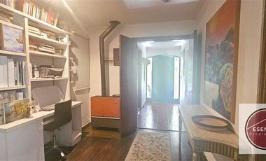 Casa en Venta en Avda La Dehesa con El Gabino