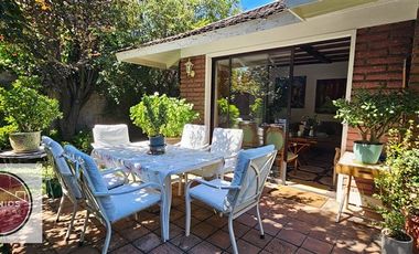 Casa en Venta en Avda La Dehesa con El Gabino