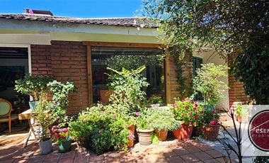 Casa en Venta en Avda La Dehesa con El Gabino