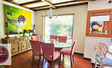 Casa en Venta en Avda La Dehesa con El Gabino