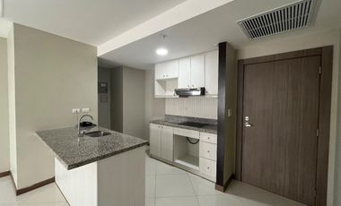 Alquiler de Suite en urbanización Ciudad Colón, Edificio Pacific Plaza, GabR