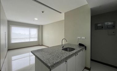 Alquiler de Suite en urbanización Ciudad Colón, Edificio Pacific Plaza, GabR