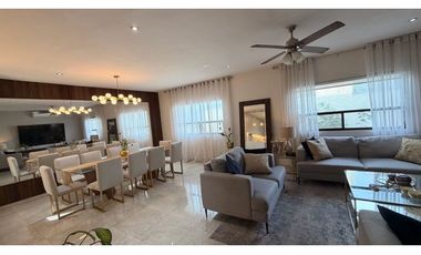 Casa en venta cumbres élite premier Monterrey 4 niveles