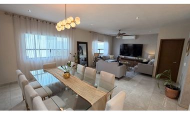 Casa en venta cumbres élite premier Monterrey 4 niveles