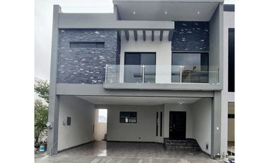 Casa en venta cumbres élite premier Monterrey 4 niveles
