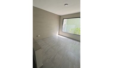 Casa en Venta cumbres Élite en esquina