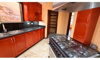 Casa en venta cumbres 2do sector arriba leones