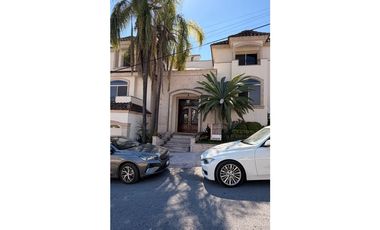 Casa en venta cumbres 2do sector arriba leones