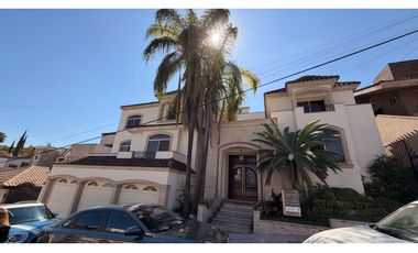 Casa en venta cumbres 2do sector arriba leones