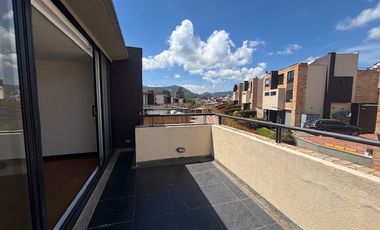 Arriendo - Hermosa casa campestre en La Calera