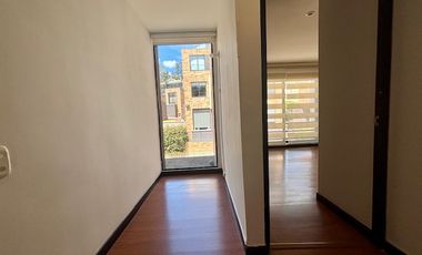 Arriendo - Hermosa casa campestre en La Calera