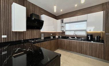 Casa en venta en  Carretera Nacional Alya Residencial