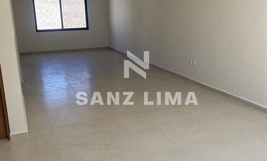 Quintas Campo Real: Casa nueva, moderna, y funcional.