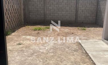 Quintas Campo Real: Casa nueva, moderna, y funcional.