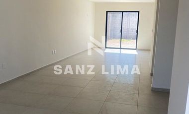 Quintas Campo Real: Casa nueva, moderna, y funcional.