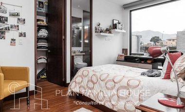 Casa en cota, club house, esquinera, zona verde, Serrato